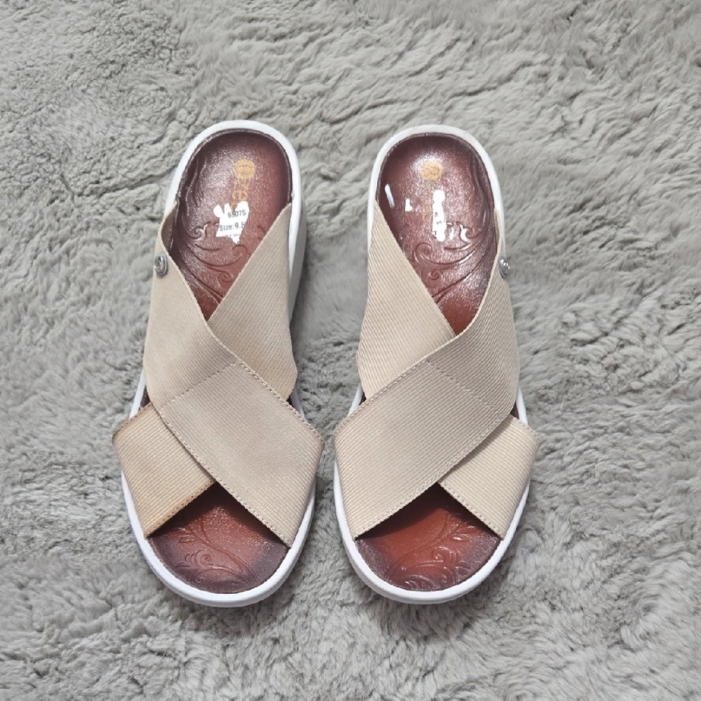 Bzees wedge cross strap sandals